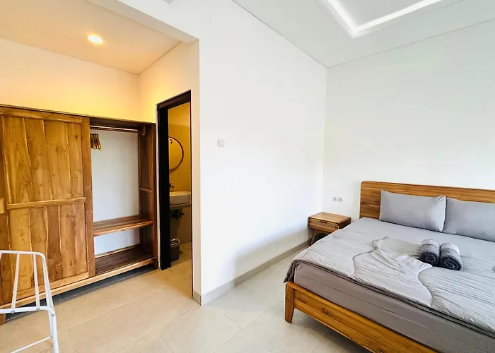Chevana House *